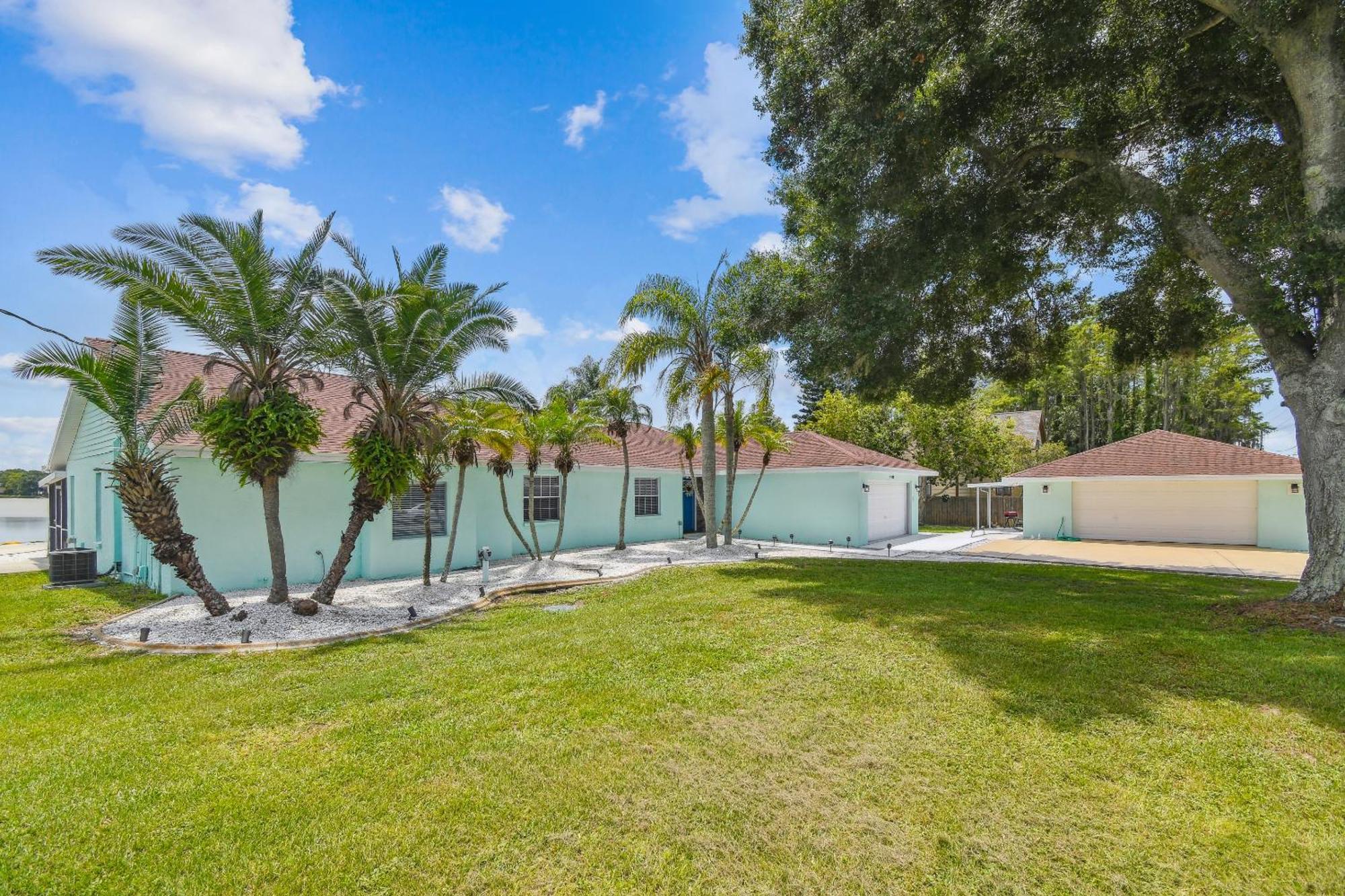 Lake House Westchase Area. Heated Pool Waterfront! 坦帕 外观 照片