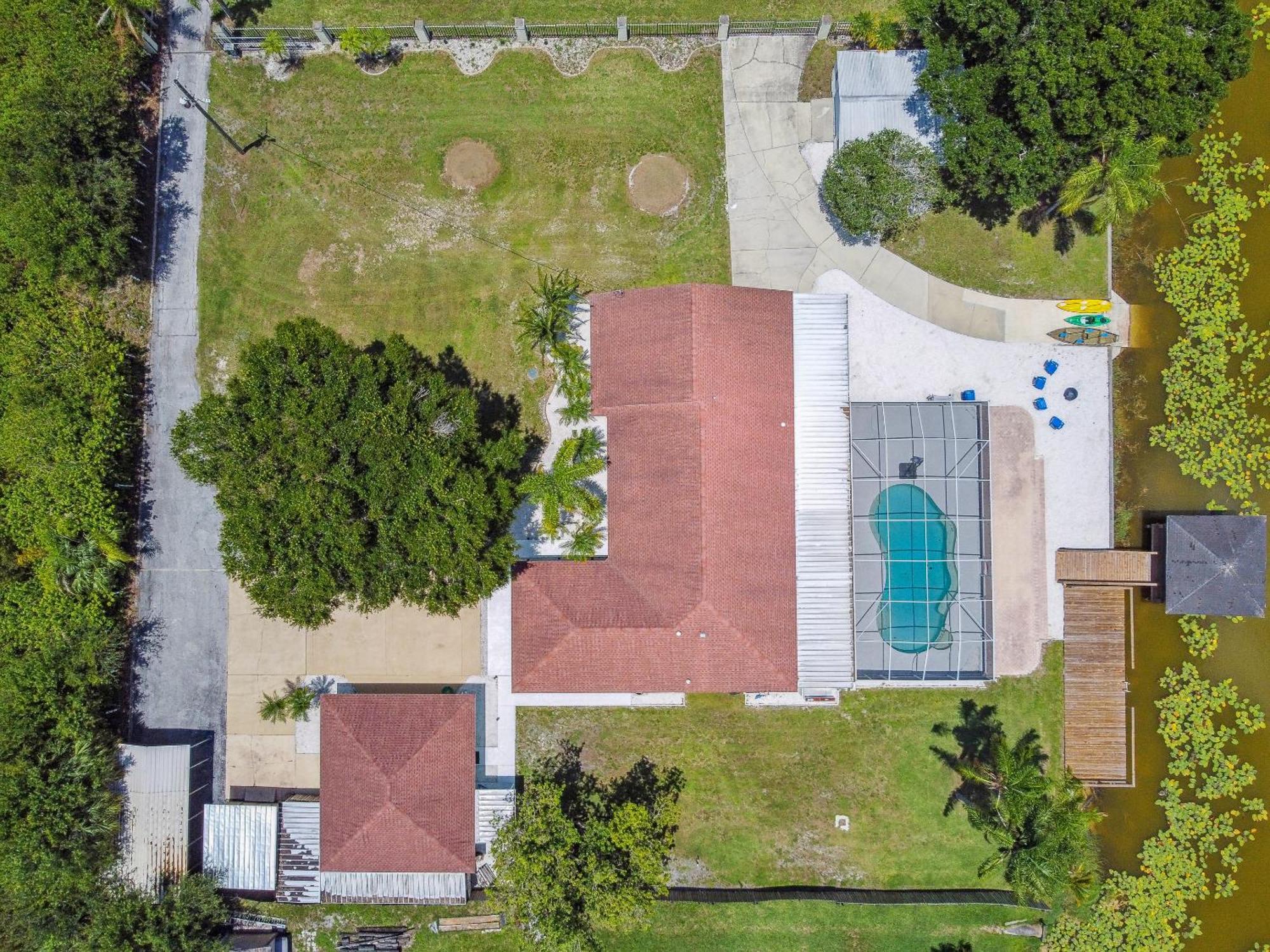 Lake House Westchase Area. Heated Pool Waterfront! 坦帕 外观 照片