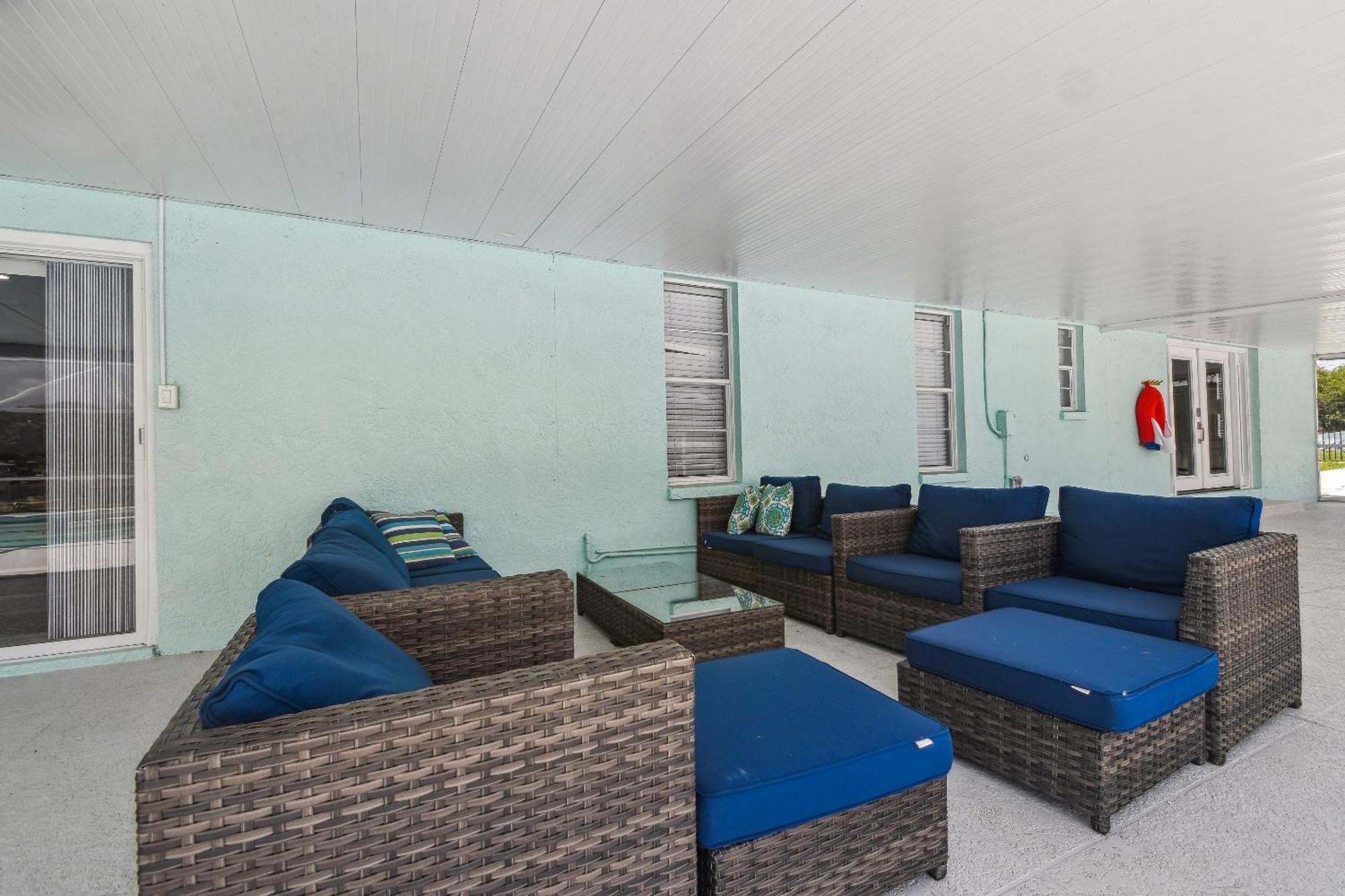 Lake House Westchase Area. Heated Pool Waterfront! 坦帕 外观 照片